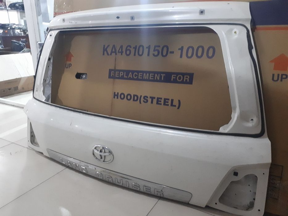 Крышка багажника Крузак 200