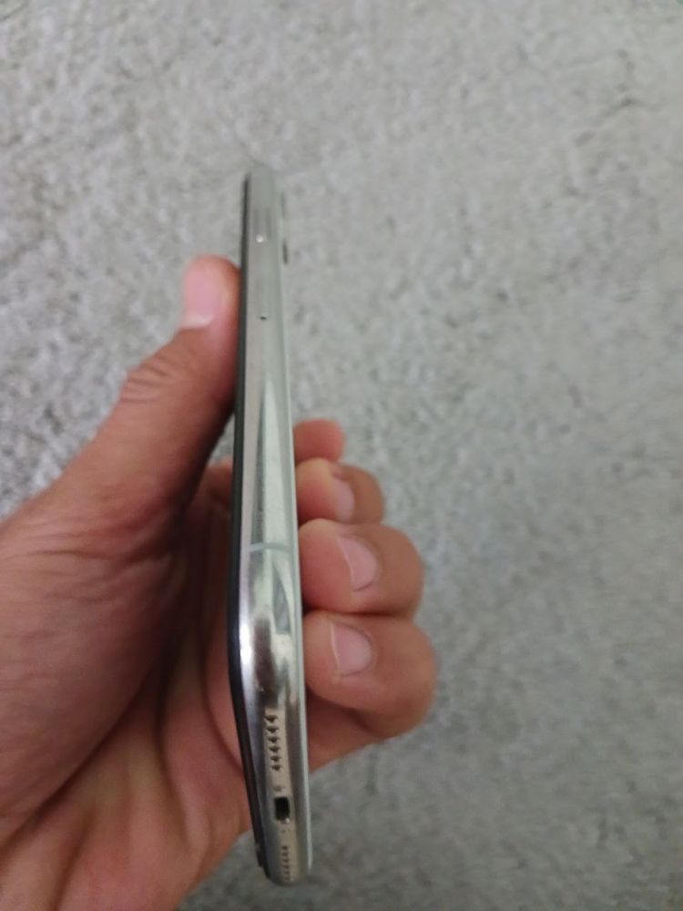 Iphone x xotirasi 64 gb