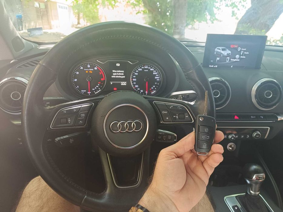 Автомобилни ключове, автоключарски услуги