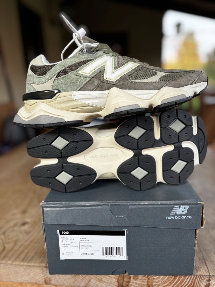 New Balance 9060 - Green EU42/26,5cm