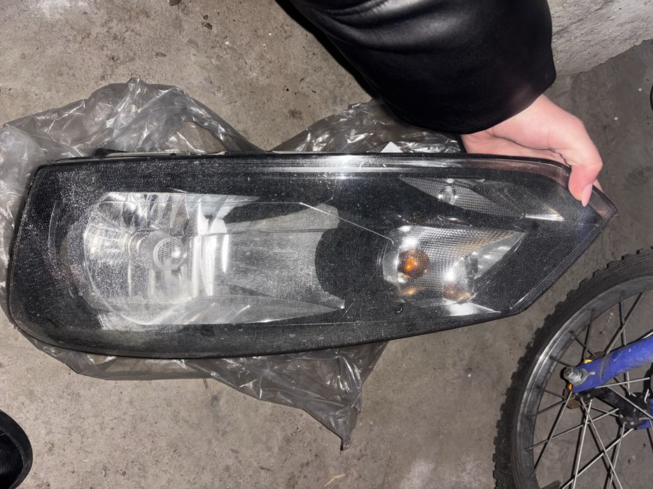 Фарове за Vw polo 2010