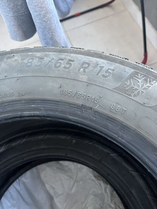 Vand 4 Anvelope de iarna Michelin