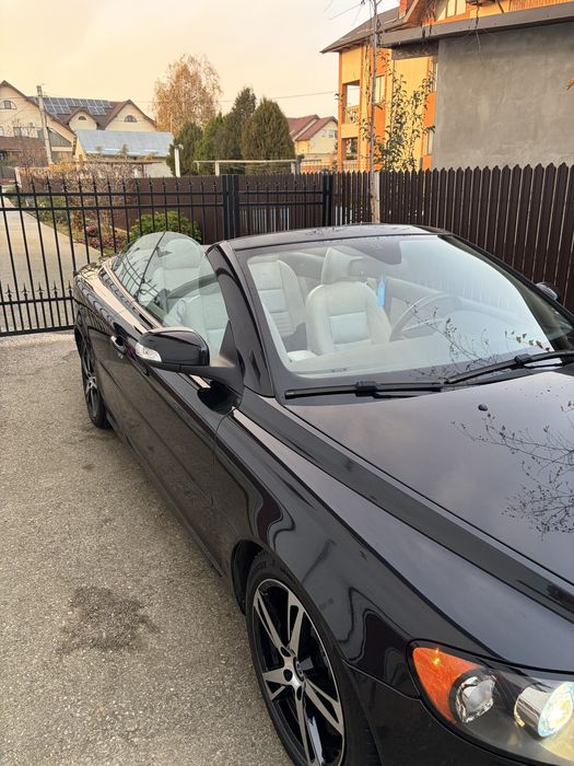 Volvo c70 2009 T5 - 240 cp