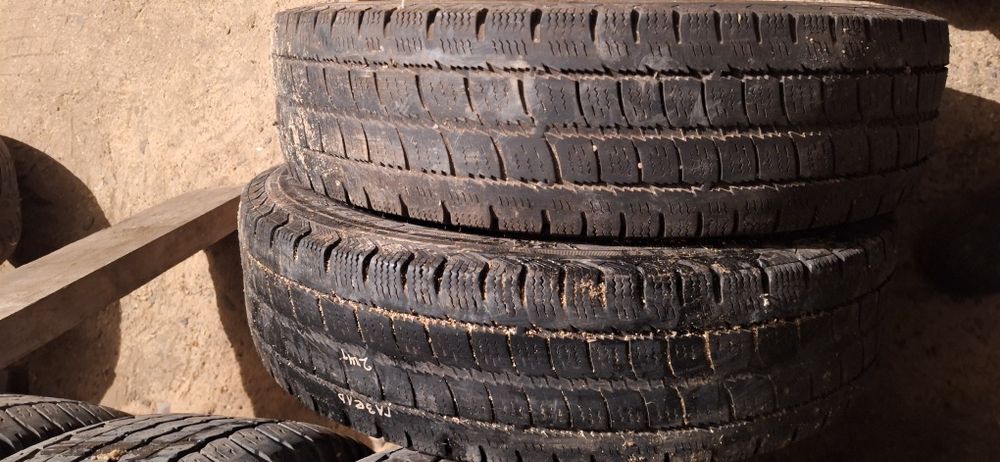 Продам шины на газель