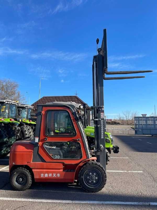 В НАЛИЧИИ!!! Вилочный погрузчик Goodsense FD30 (3т, 3м)