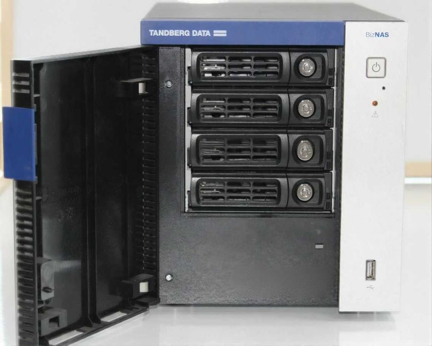ПРОМОЦИЯ 2бр 300лв.Сторидж NAS Тandberg BizNAS 4GB RAM/128GB SSD/2xLAN