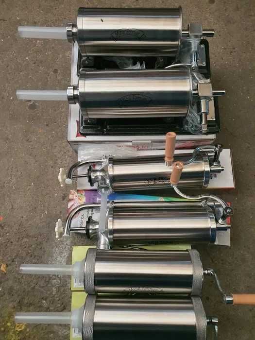 Mașina de umplut cîrnați verticală și orizontală