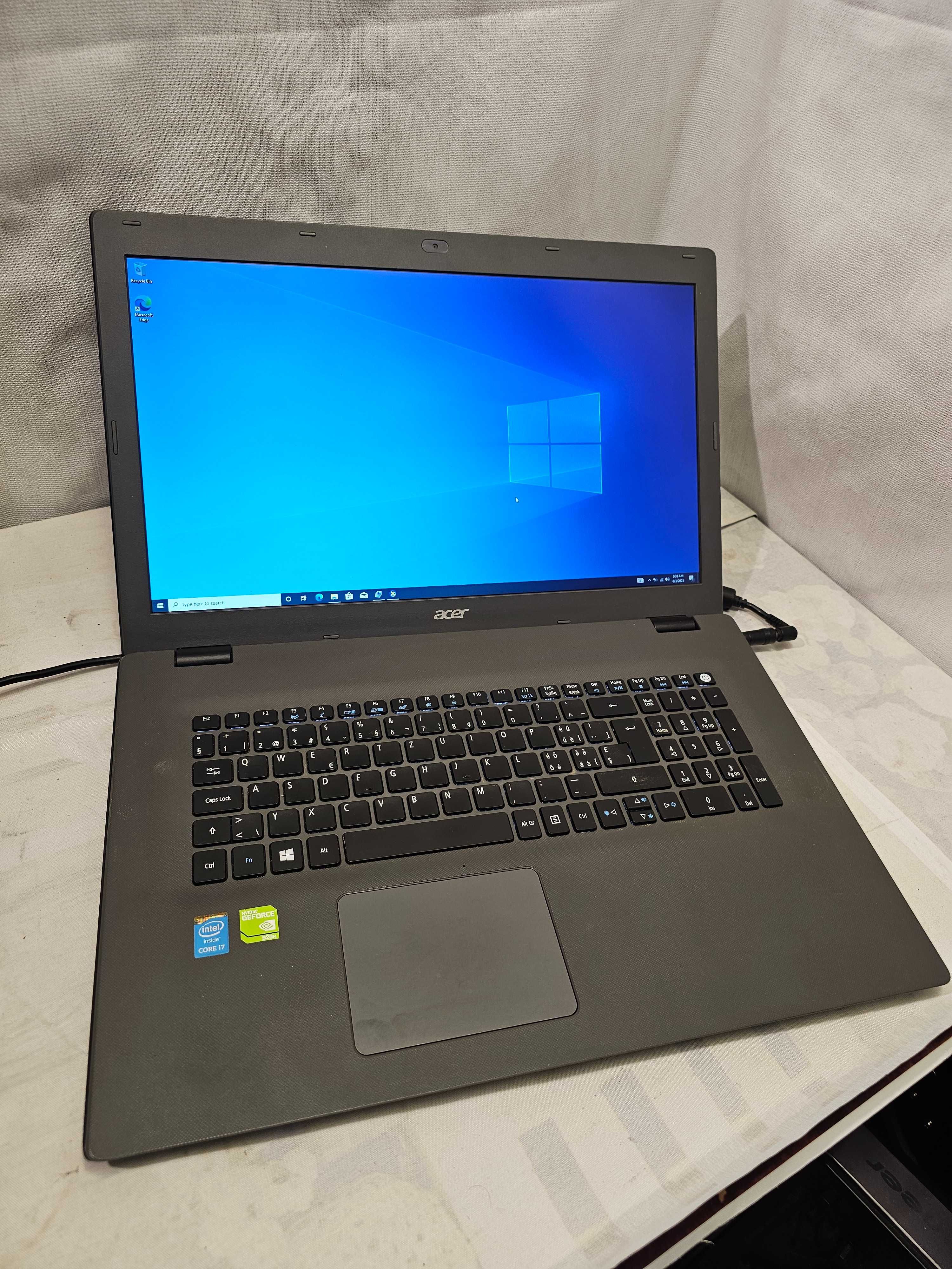 Laptop Gaming/Office "17 Acer aspire i7 5500u 16gb