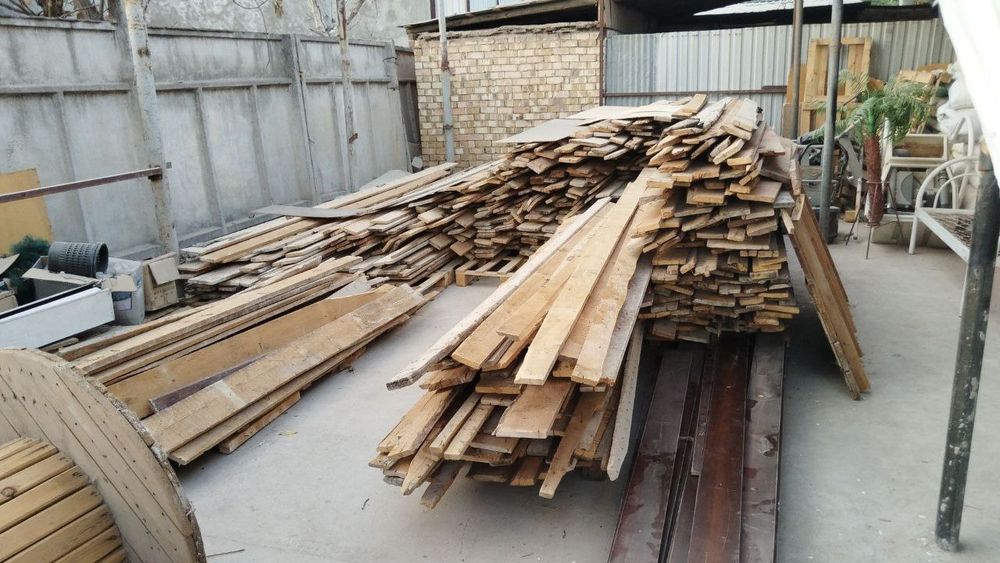 Доски шпалы продаётся