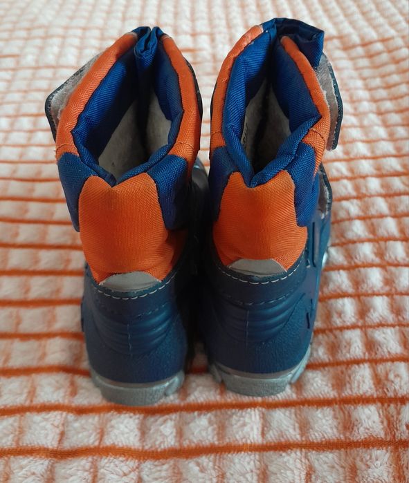 Сапоги почти нов. тёплые 23 р. на мальчика