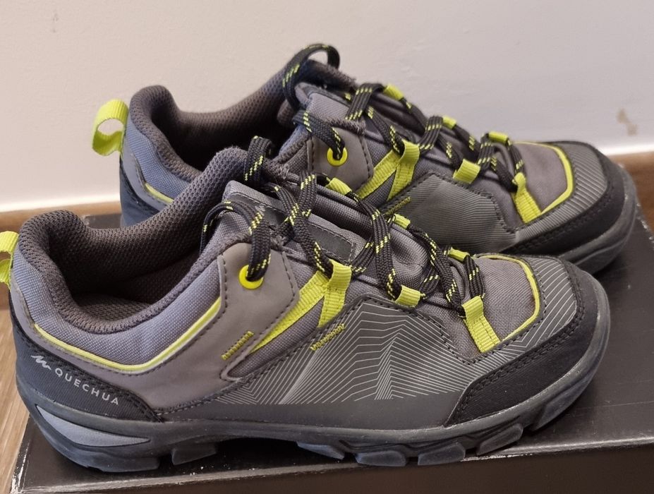 Bocanci , marime 35 Quechua