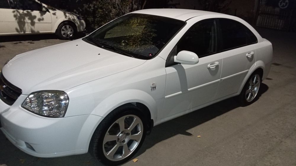 2013 yil 1.8 Lasetti sotiladi.