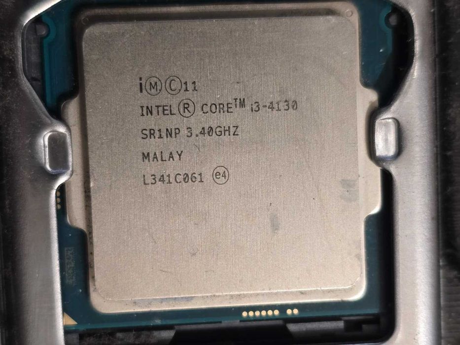 Placa de baza ASUS Z97-Pro Gamer, Socket 1150, DDR3 + procesor I3 4130