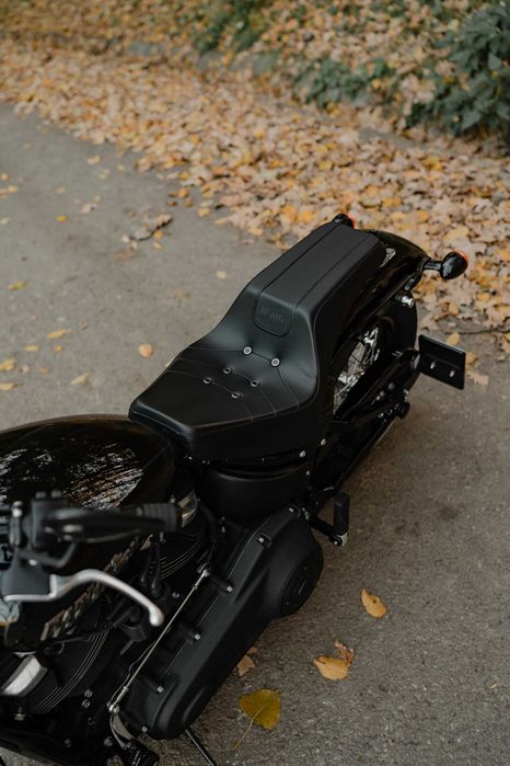 Harley-Davidson Street Bob 2020 – 9.000 kilometri – stare impecabilă