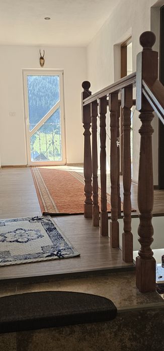 Vand sau schimb cu teren apartament  vila la cheie de 192mp utili  la