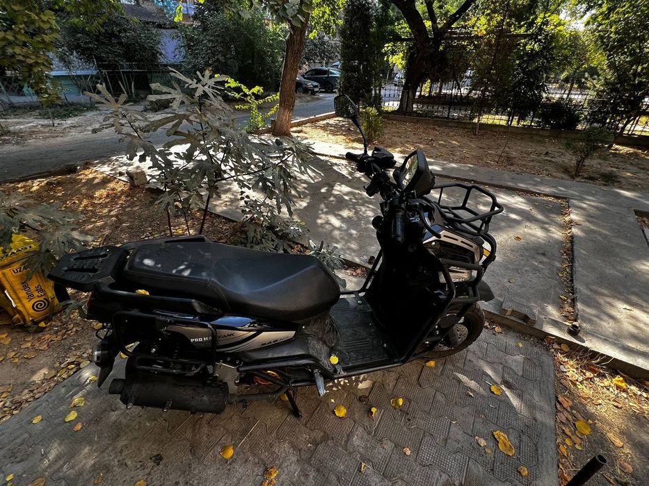 Motorli skuter tank pro max