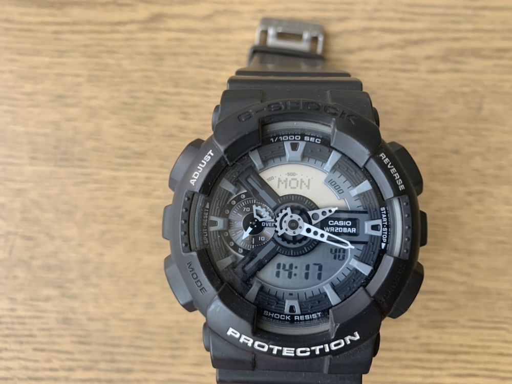 Часовник Quiksilver Watch и G-shock GА 110C