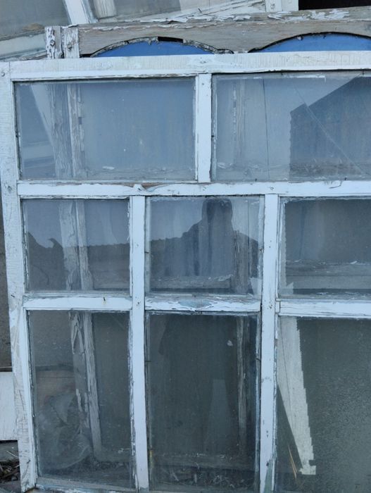 Строительный  окно