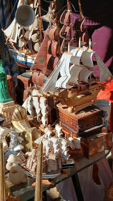 Antikvar suvinerlar hilma hil asartiment