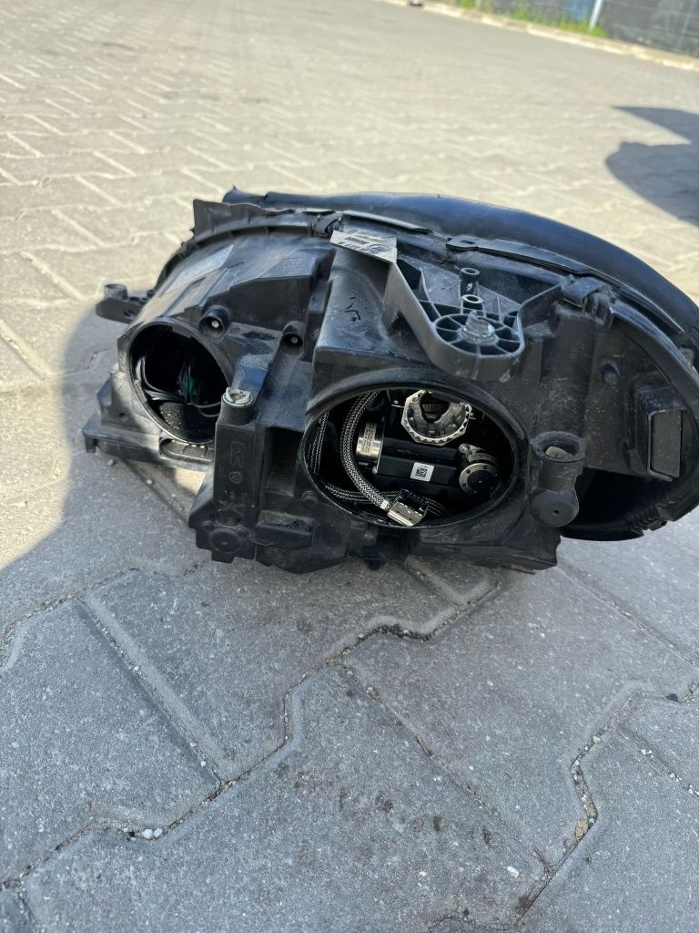 Far dreapta Mercedes w204 C-klasse anglia ILS