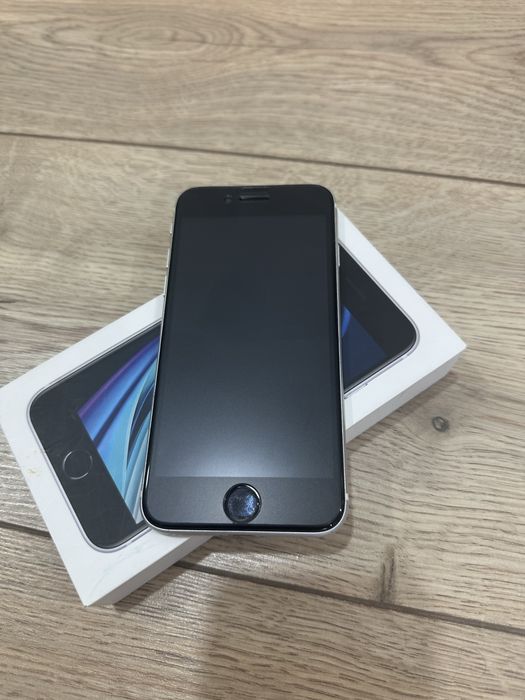 Iphone se 2 айфон се 2