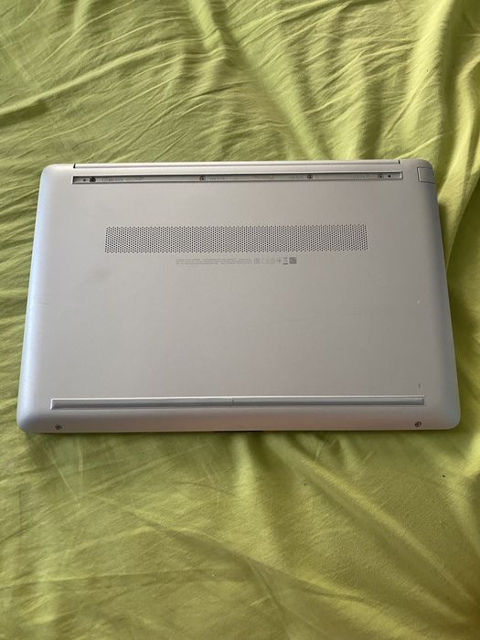 HP 250 G9- 15,6" , I5 8th Gen, 8GB Ram, SSD 512