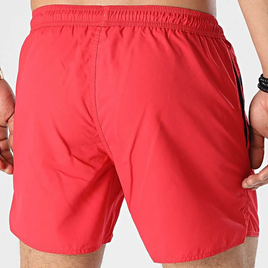 Оригинални плувни шорти Emporio Armani, размери: S, M, XL и XXL
