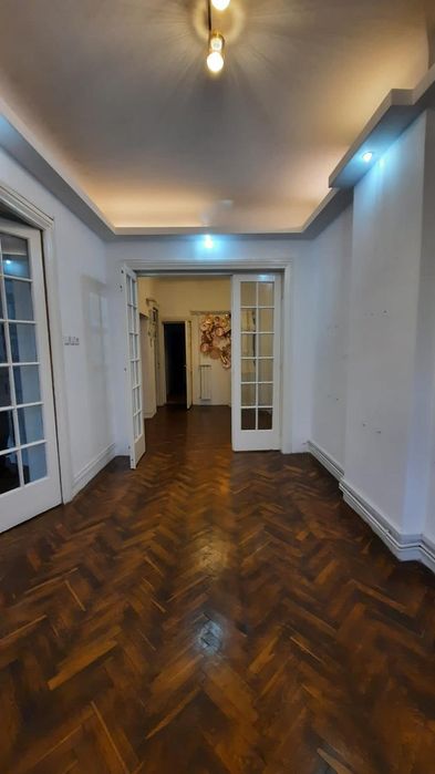 Închiriez parter vila Mosilor - Eminescu