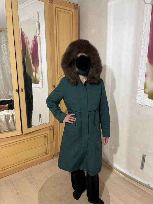 Куртка зимняя дешево.Пишите на ватсап номер,покупала за 44000тг