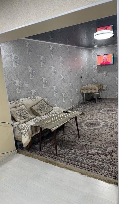 Срочно  Продаётся Космонавте 2/3/4 с мебелью ремонт средний !