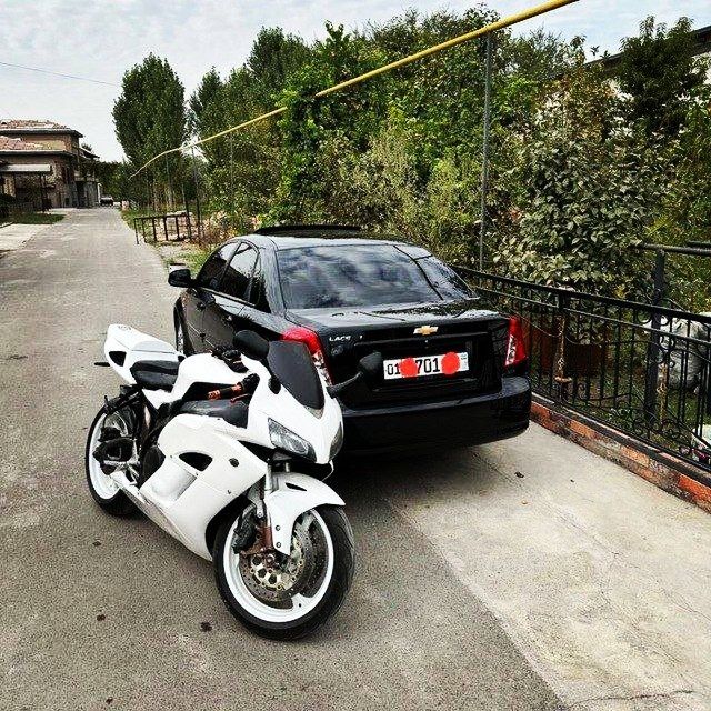 Honda cbr 1000rr fireblaed 2006 dokumnet bor