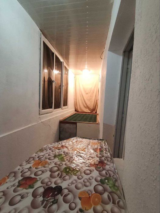 Medgorodok bozorcha yonida 2xona qilingan uy srochno sotiladi 48m2