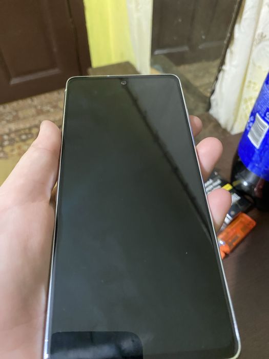 Vand Samsung S20 fe ,placa de baza stricata