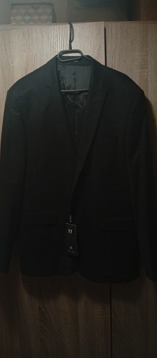 Sacou de lux Fatih Zeyrek, mărime 56, impecabil!
Brand premium, 88% lâ