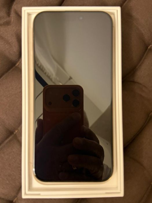 iPhone 16 Pro Max – Desert Titanium – 256 GB – 96% baterie