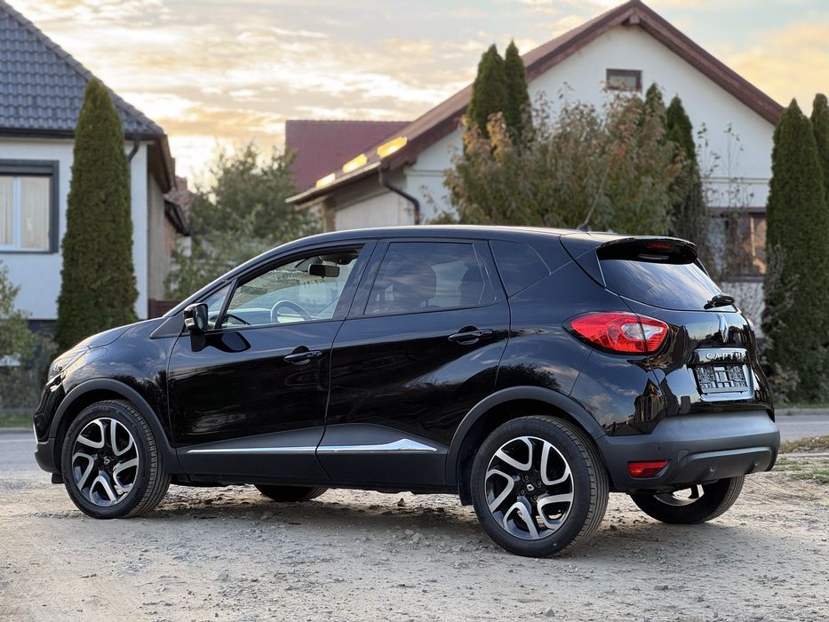 Renault Captur Benzina - 2014 - Impecabil - Navigatie / Klima / Led