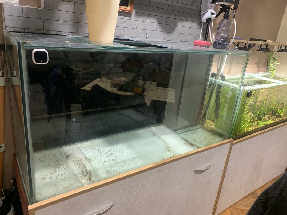 Продавам Аквариум
