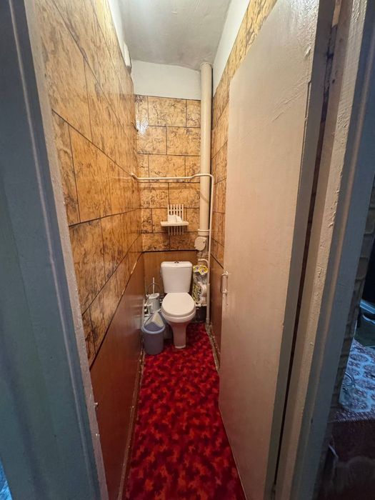 3 хона Уй Чирчик 9 мкрн 4 этаж 
Срочно продается 3 х комнатная кварти