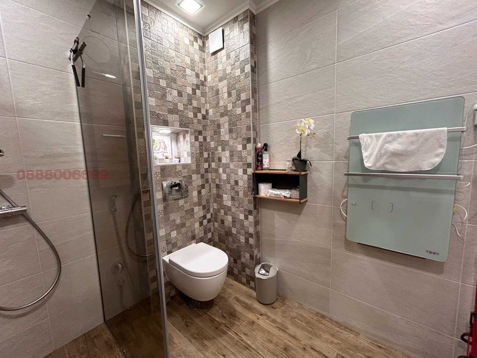 Продава се Тристаен апартамент в София, Малинова долина - 104 кв.м за 2866 €/кв.м - Снимка #11