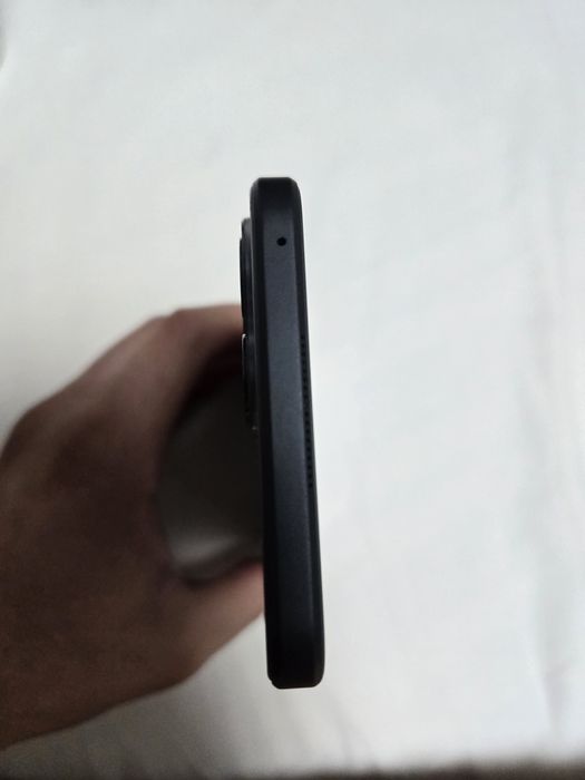 Honor x8  8 ram si 128 gb in stare foarte bună !!