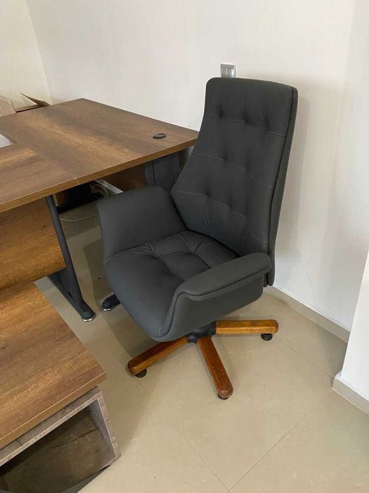 Мебели за офис EroSit/MarWood