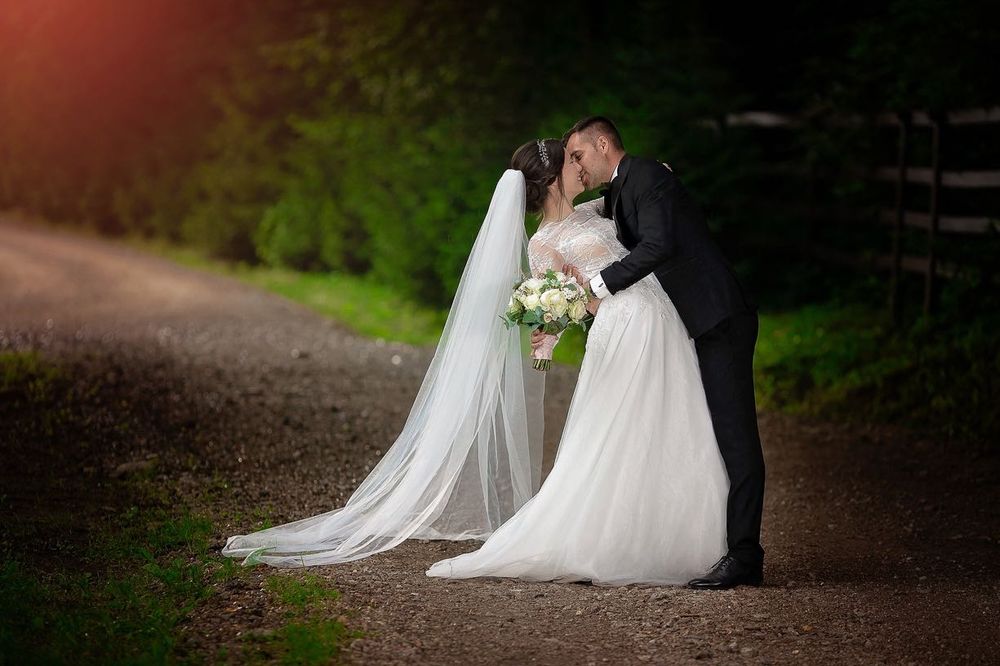 Fotograf Evenimente - Servicii Foto-Video Nunta Cununie Botez Majorat