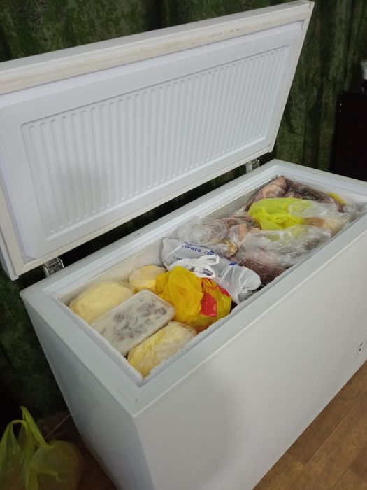 Продам морозильный ларь Бирюса 240КХ