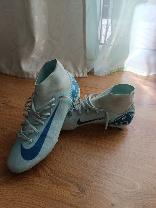 Mercurial Superfly 10 ACADEMY