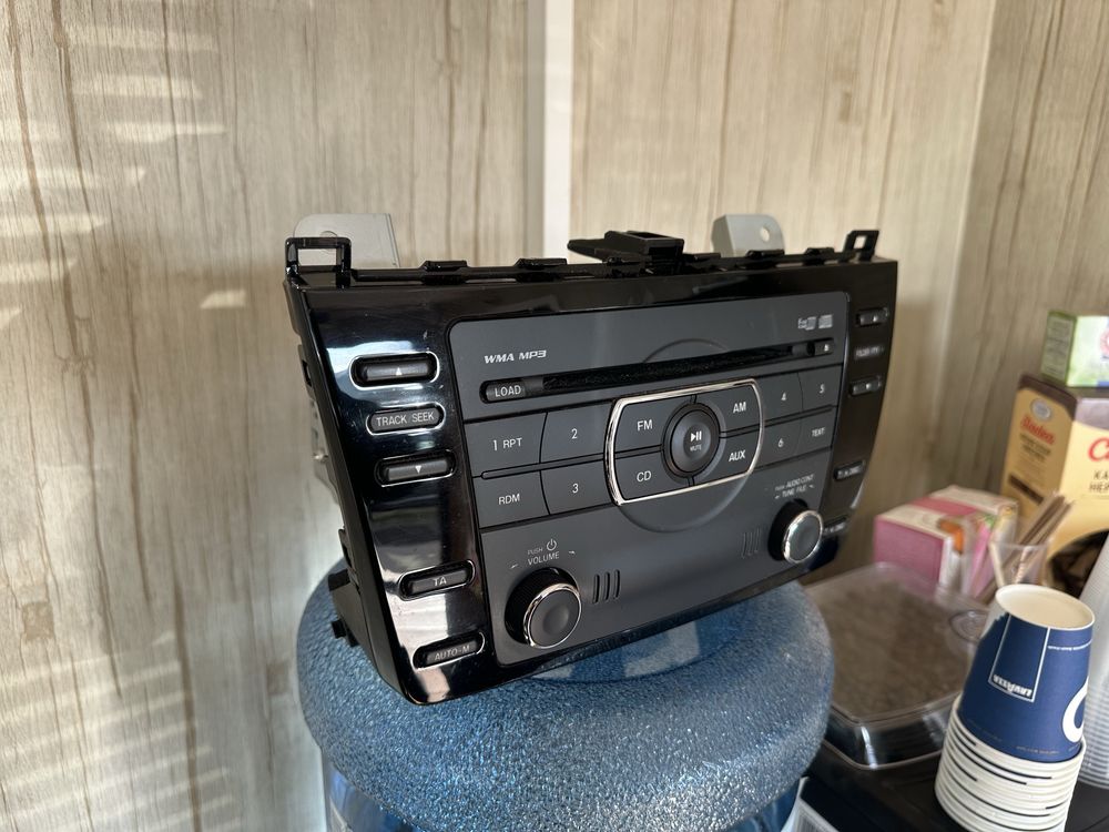 CD player Mazda 6 до 2013г! За система Bose!