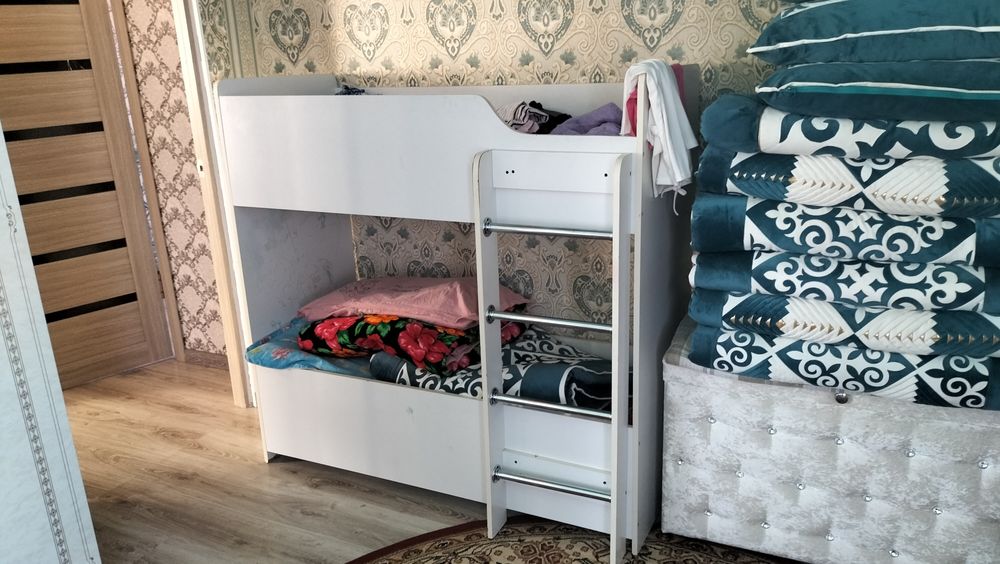 Детский кровать...