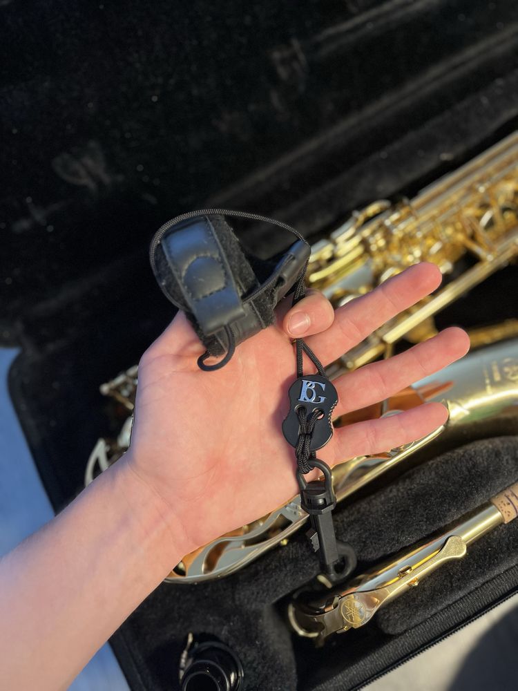 Saxofon alto Yamaha – stare perfectă + muștiuc Vandoren