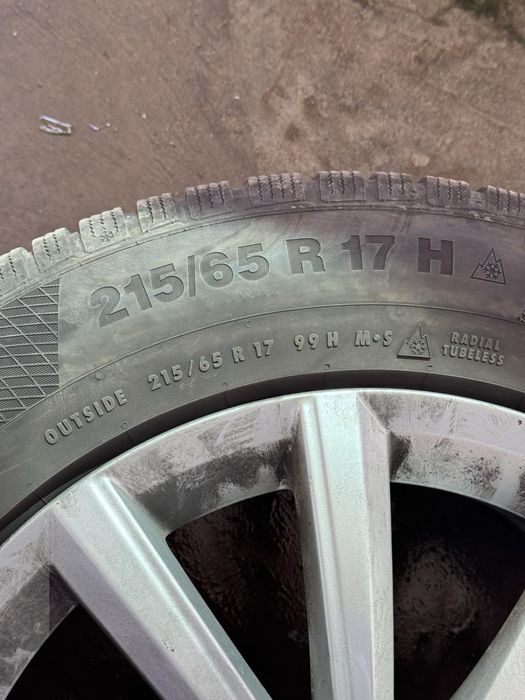 Зимни гуми 215/65/17 Continental Winter Contact TS850P