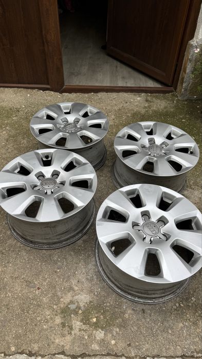 Зимни гуми с оригинални джанти на Ауди. BARUM POLARIS 5  225/60 R16
