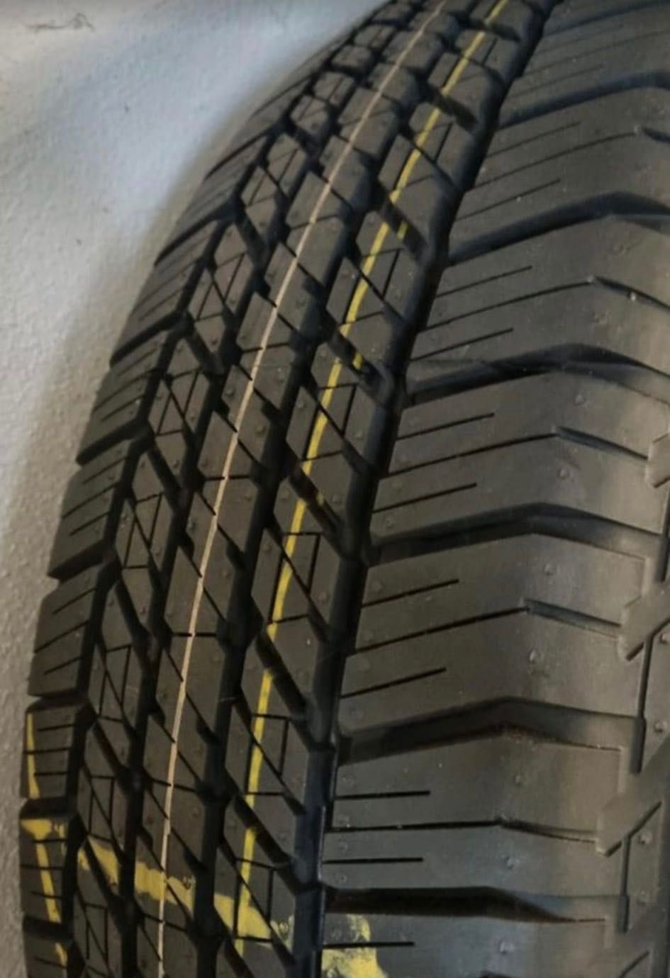 Jante cu anvelope 245/65R17 Mitsubishi L200